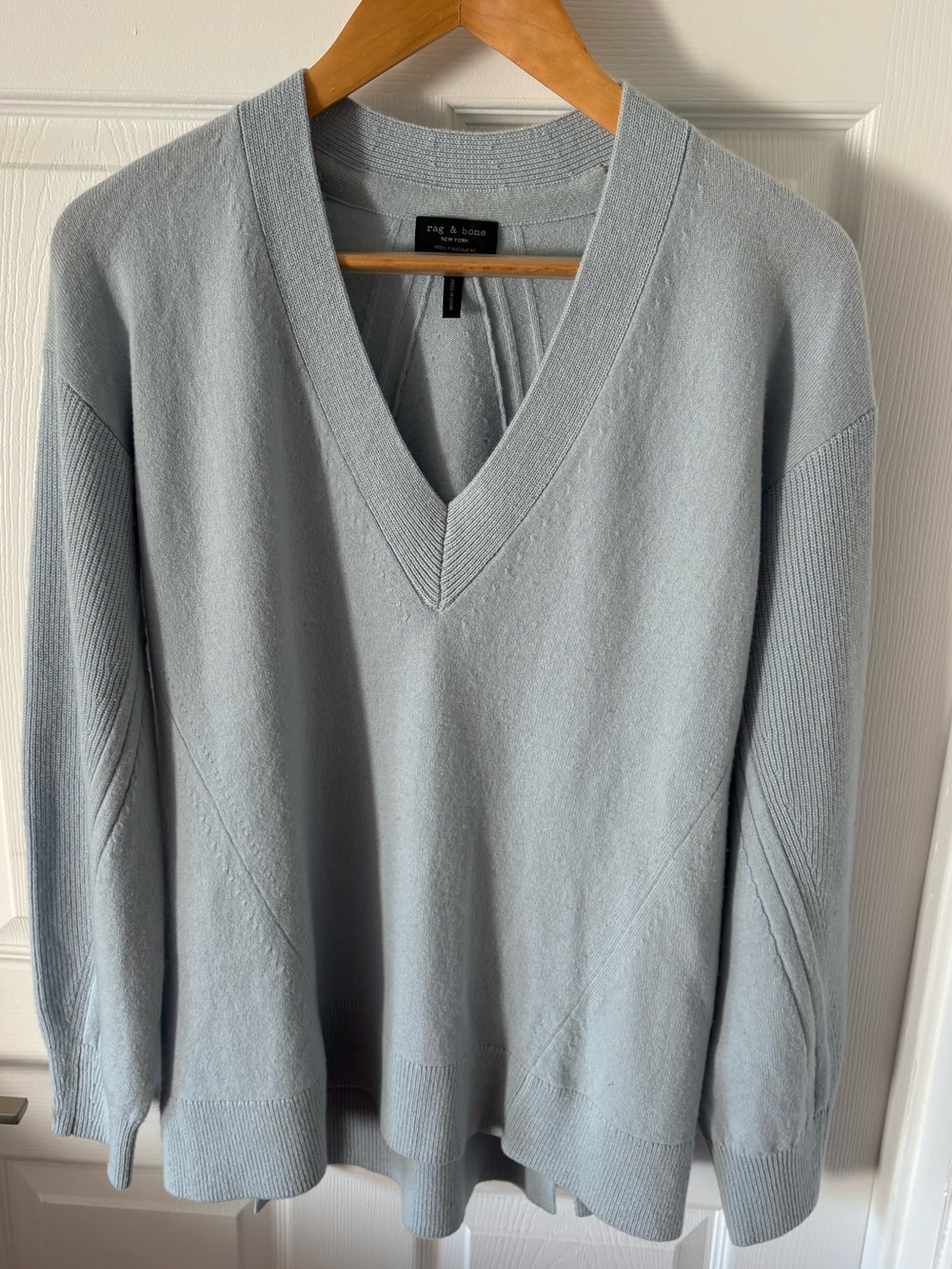 Rag & Bone Logan 100% Cashmere V-Neck Sweater Seafoam Blue Oversized Size S - Picture 2 of 7